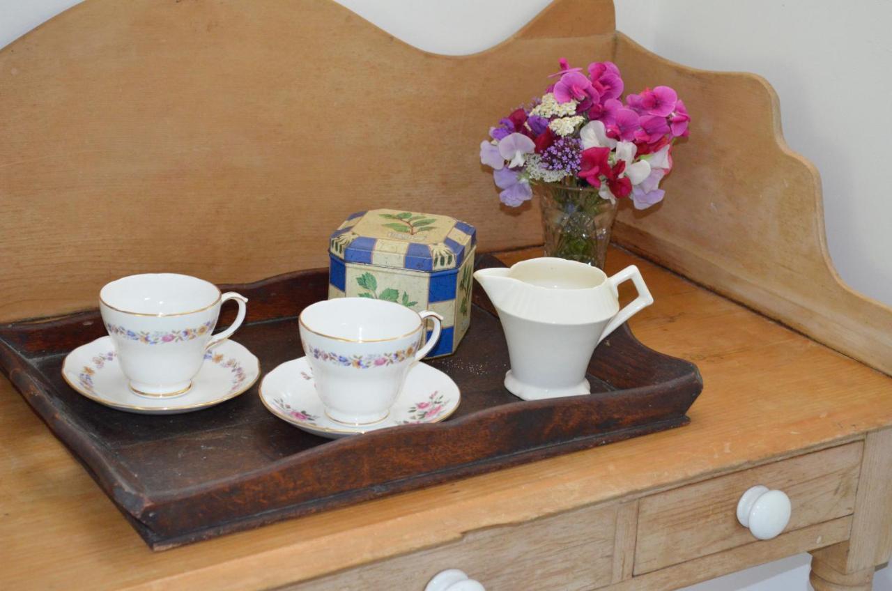 Stroud House Bed & Breakfast Freshwater Ngoại thất bức ảnh